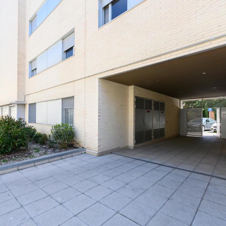 SAQU312C - Amplio piso de 1 dormitorio en Tetuán, Madrid - Alquiler temporal - One-Bedroom Apartment - 45