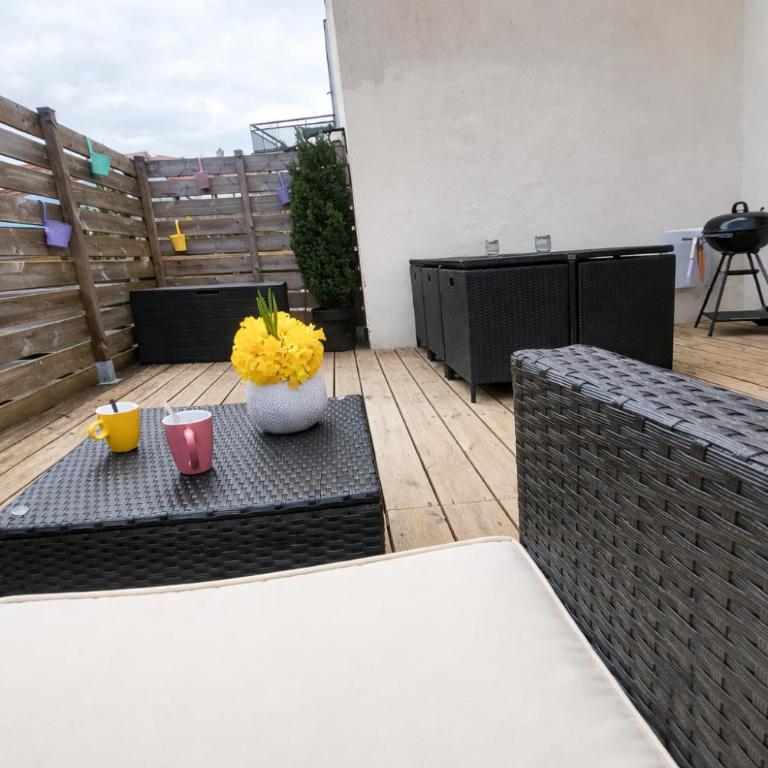 Maison cosy 4-6 pers avec terrasse Lac & hyper centre à pied 300 m Linge inclus - Maison 3 Chambres - 18