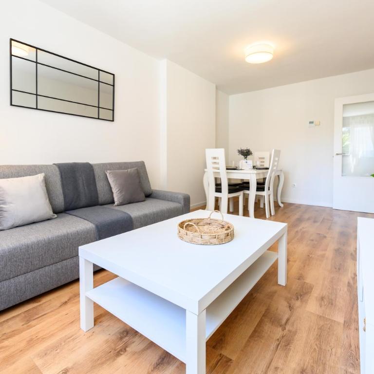 SAQU312C - Amplio piso de 1 dormitorio en Tetuán, Madrid - Alquiler temporal - One-Bedroom Apartment - 20