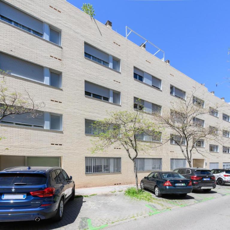 SAQU312C - Amplio piso de 1 dormitorio en Tetuán, Madrid - Alquiler temporal - One-Bedroom Apartment - 48