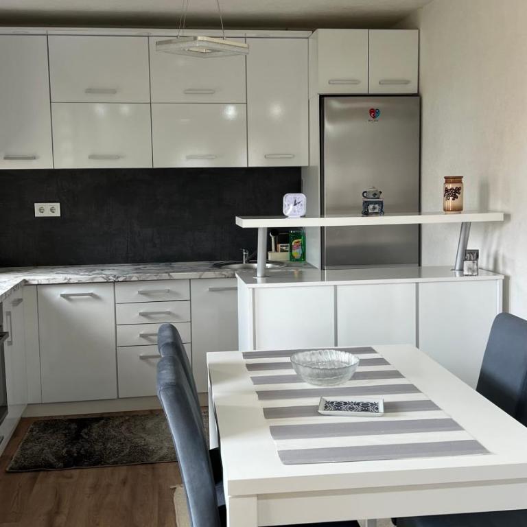 Behar Apartment with City View - Apartman sa 1 Spavaćom Sobom - 8