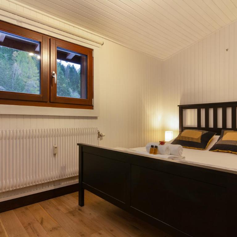 Le Bellevue 08 Cozy Alpine Apartment | Pool & Mountain Views - Happy Rentals - Appartement avec Balcon - 6