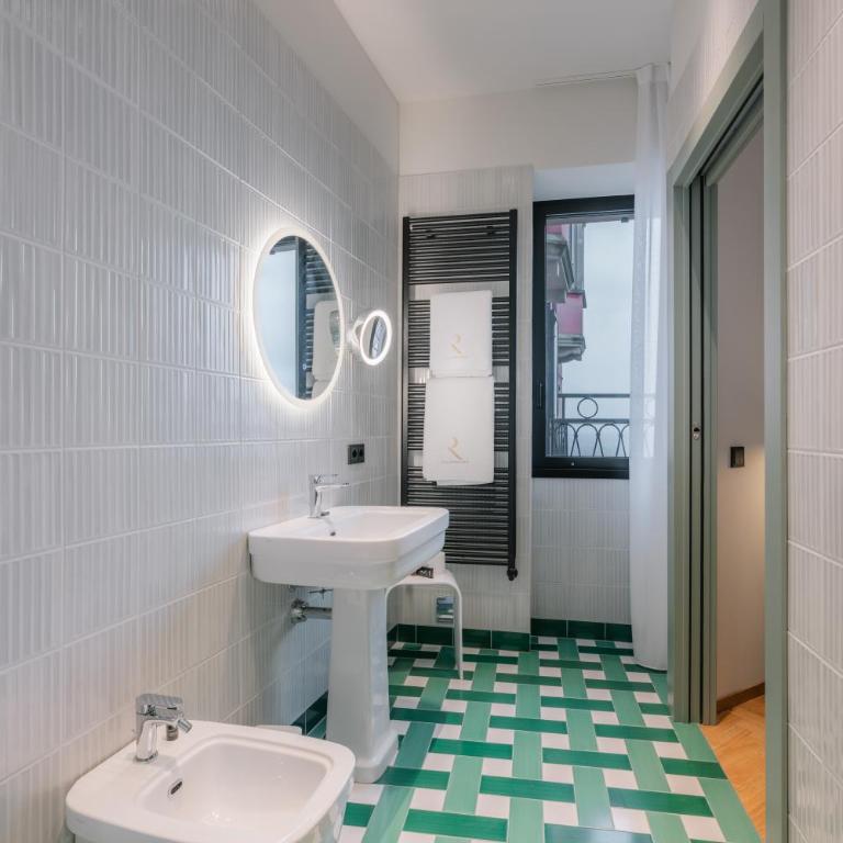 Casa Du Lac, by R Collection Hotels - Camera Matrimoniale Deluxe con Balcone - 7