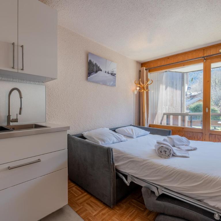 Le Prarion 24A Ski in/Ski out at Les Houches (Sleeps 4) - Happy Rentals - Studio avec Balcon - 4