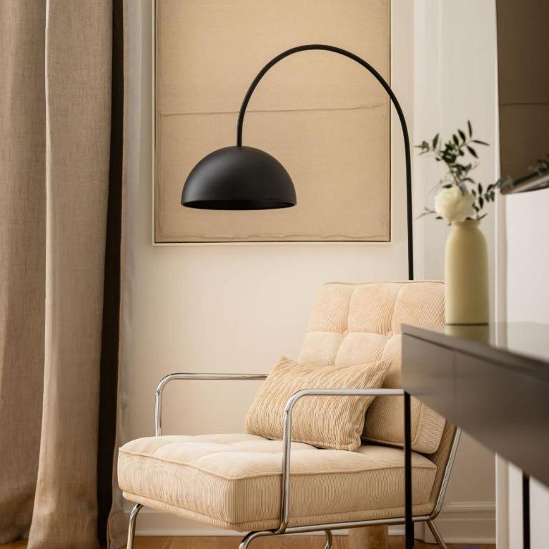 Montaigne Collection I 3BR 6P Triangle d Or - Appartement - 12