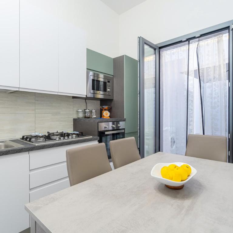 Erre House - Appartamento Superior con Vista Città - 15