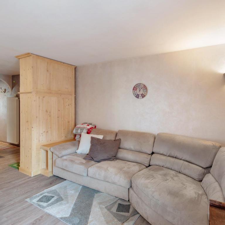 Appartamento Giulia - Appartamento Deluxe con 2 Camere da Letto e Balcone - 6