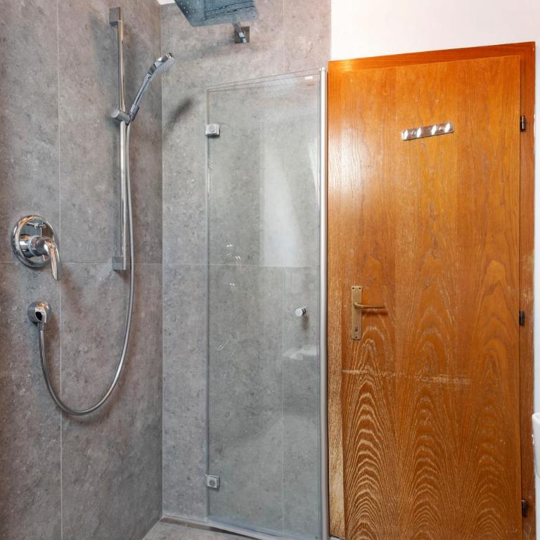 Tann 11 - Appartamento Deluxe con 2 Camere da Letto e Vista Giardino - 20