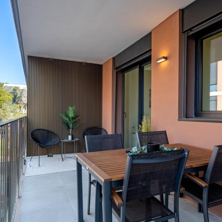 Costa Dorada Perle - Apartamento Deluxe de 2 dormitorios con vistas al mar - 3