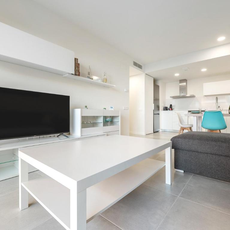 Costa Dorada Perle - Apartamento Deluxe de 2 dormitorios con vistas al mar - 6
