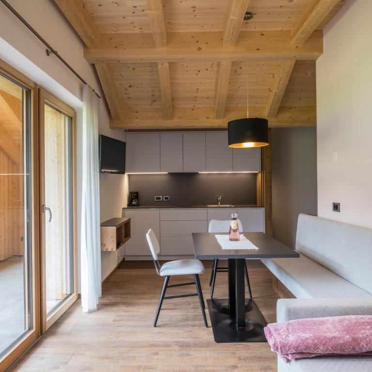 App. Pedagà - Ciasa Lavarella - Appartamento Superior con 1 Camera da Letto e Balcone - 7