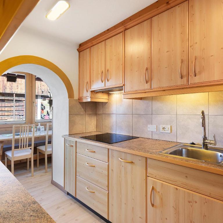 Ciablun - Appartamento Deluxe con 2 Camere da Letto e Vista Giardino - 16
