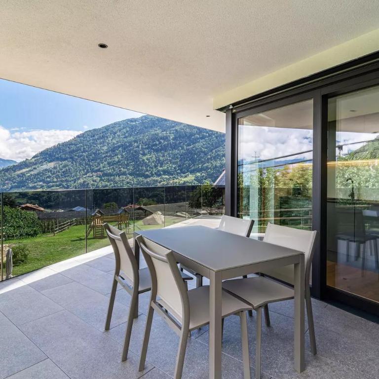 Hofer Hof Tschigat - Appartamento Deluxe con 2 Camere da Letto e Vista Giardino - 1