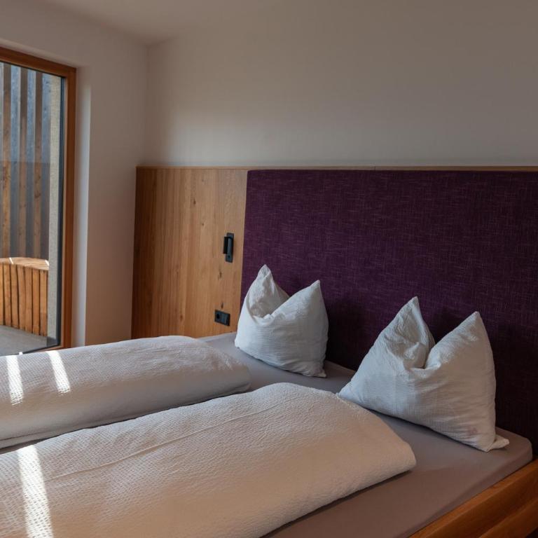 Hofer Hof Tschigat - Appartamento Deluxe con 2 Camere da Letto e Vista Giardino - 17