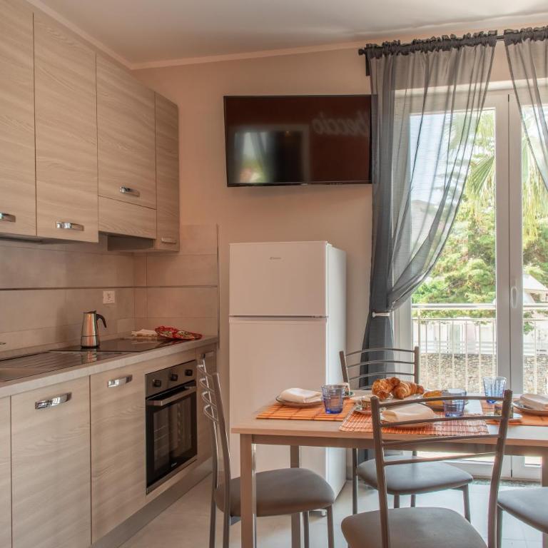 Libeccio - Premium Apartment mit 3 Schlafzimmern und Balkon - 2