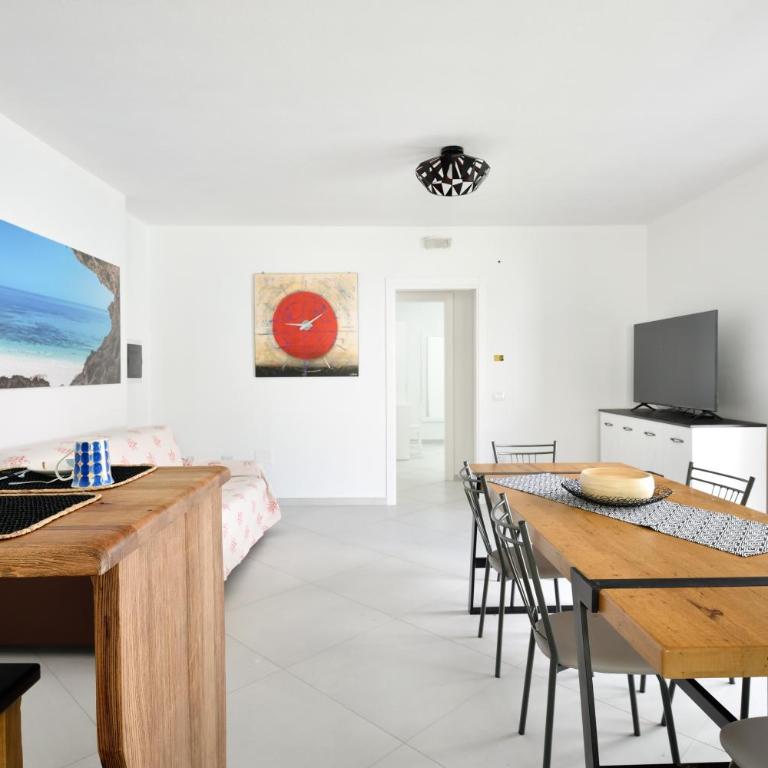 Appartamento prato al mare - Appartamento Deluxe con 2 Camere da Letto e Vista Giardino - 8