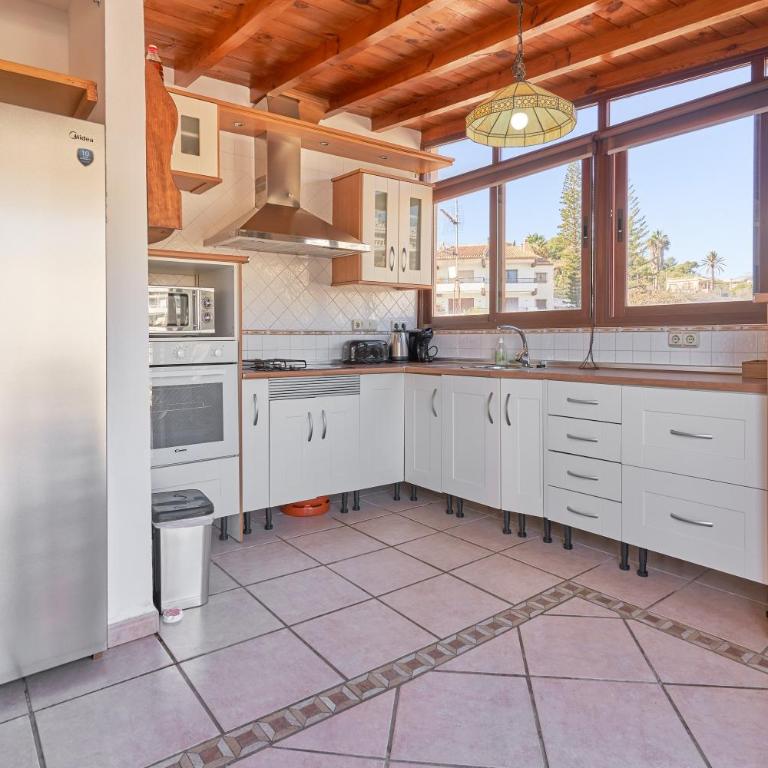 Argali Beach Almuñecar - Apartamento Premium de 3 dormitorios con balcón - 8