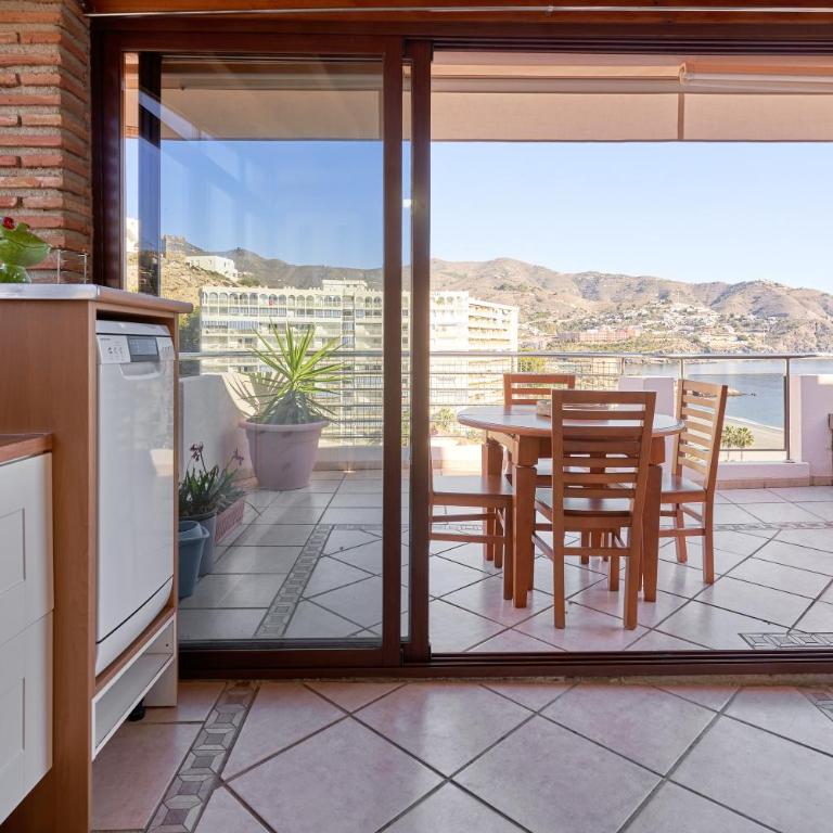 Argali Beach Almuñecar - Apartamento Premium de 3 dormitorios con balcón - 10