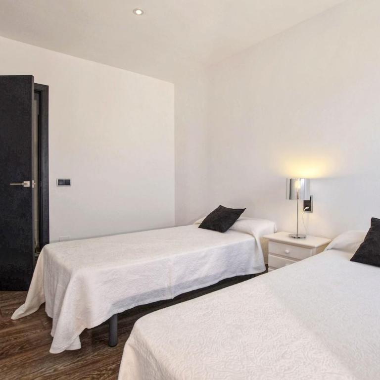 Son Baulo - Two-Bedroom Deluxe Apartment with Ocean View - 21