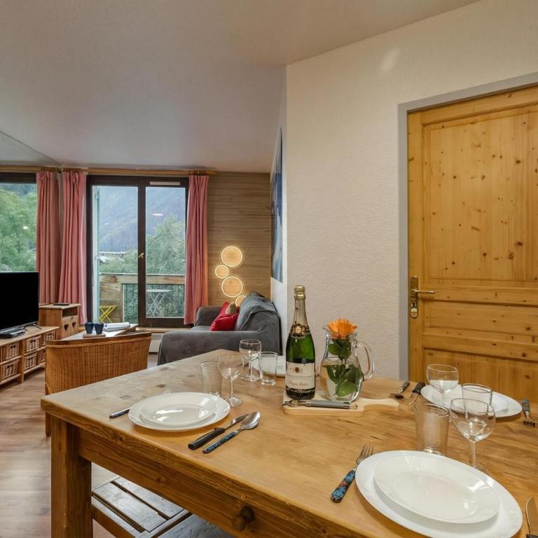 Chamonix Sud - Balme 407 Happy Rentals - Appartement avec Vue sur la Montagne - 2