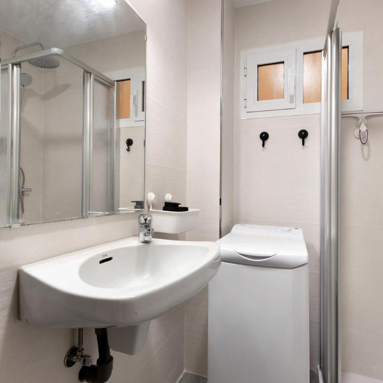 Apartamento Agata 2024 - Superior One-Bedroom Apartment with Balcony - 15