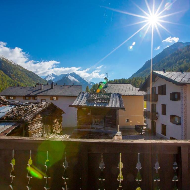Casa Cisi ski in-Ski out 20m - Happy Rentals - Appartamento con Vista Montagna - 16