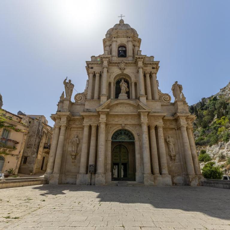 La Chicca Di Claudia - Appartamento Superior con Vista Città - 21