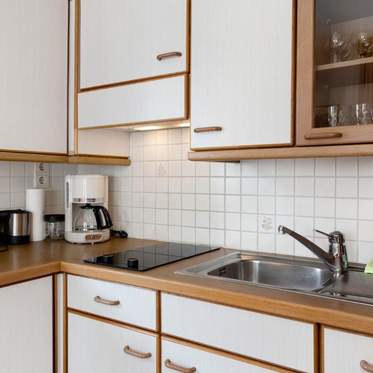 Mayr Apartments Drei - Superior One-Bedroom Apartment with Balcony - 6