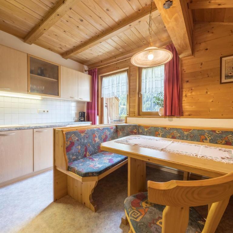 Haus Hubertus - Fewo 6 - Appartamento Deluxe con 2 Camere da Letto e Balcone - 5