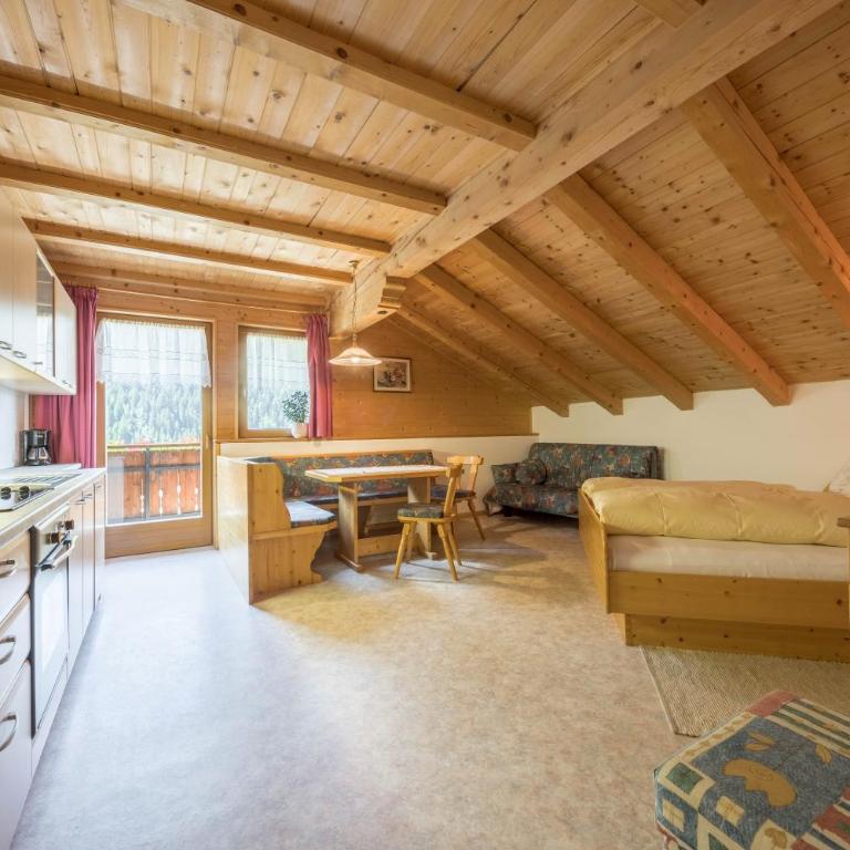 Haus Hubertus - Fewo 6 - Appartamento Deluxe con 2 Camere da Letto e Balcone - 2