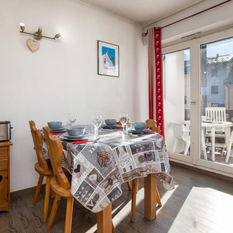 Chamonix Sud - Rivière 401 - Happy Rentals - Studio with Balcony - 12
