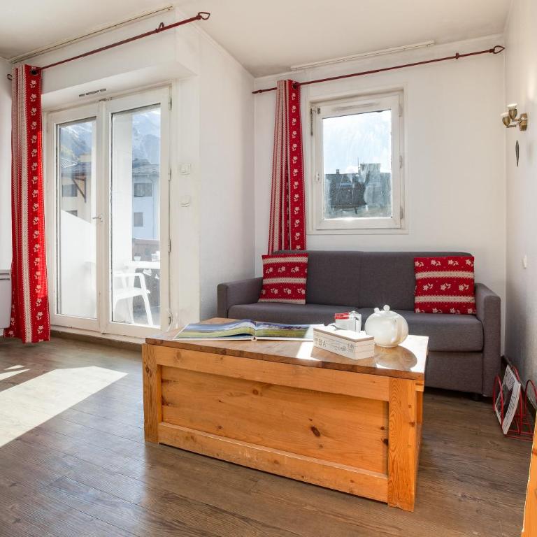 Chamonix Sud - Rivière 401 - Happy Rentals - Studio with Balcony - 10