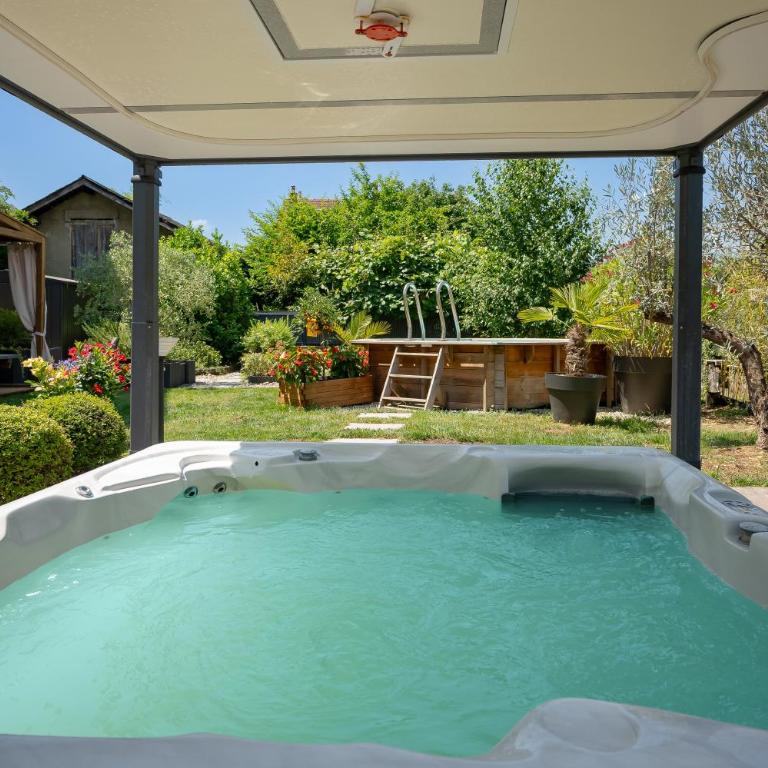 La suite des Sommets - Appartement 1 Chambre - Vue sur Jardin - 2