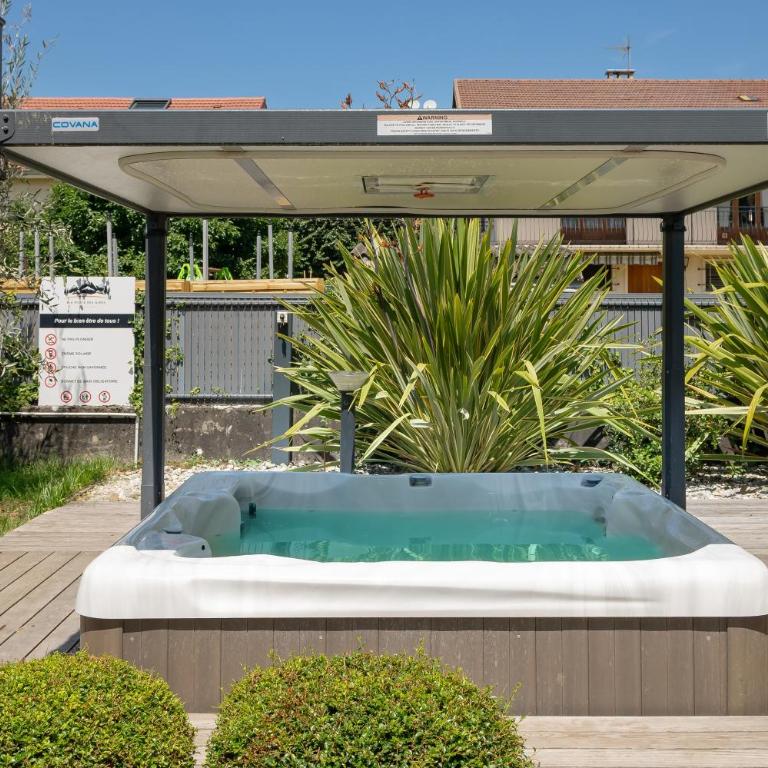 La suite des Sommets - Appartement 1 Chambre - Vue sur Jardin - 1