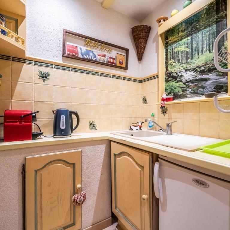 Appartement Bernex - 3 personnes - Two-Bedroom Deluxe Apartment with Garden View - 9