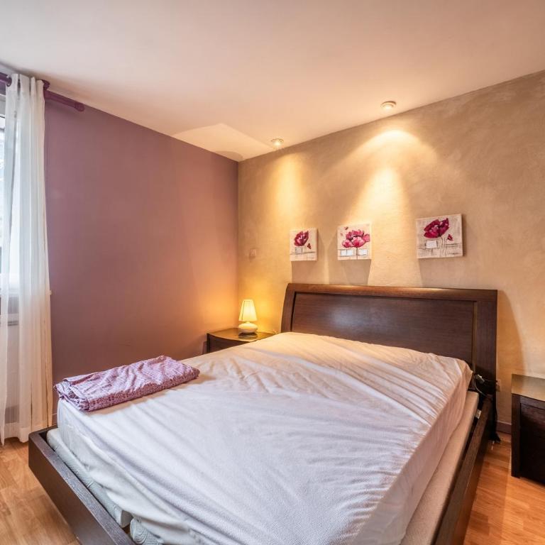Appartement Bernex - 3 personnes - Two-Bedroom Deluxe Apartment with Garden View - 10