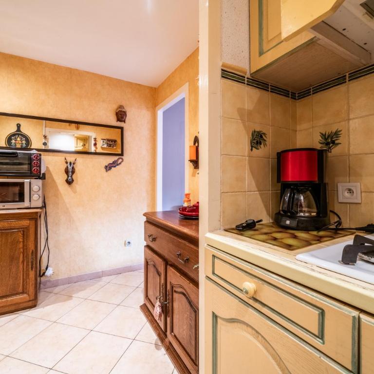 Appartement Bernex - 3 personnes - Two-Bedroom Deluxe Apartment with Garden View - 7