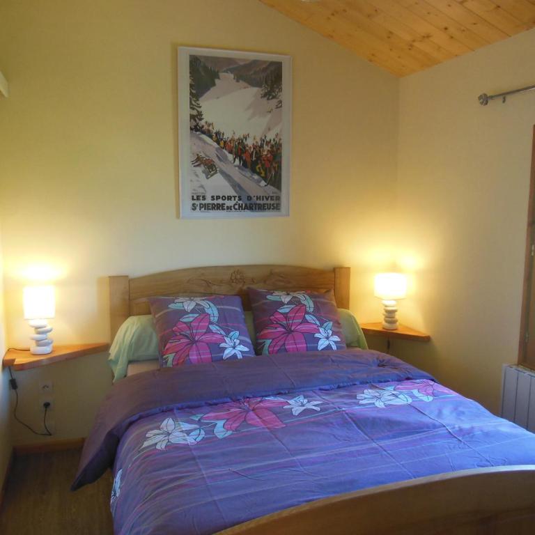 Gite 33m2, Vue Sur Le Vercors - Chambre Quadruple - Vue sur Montagnes - 2