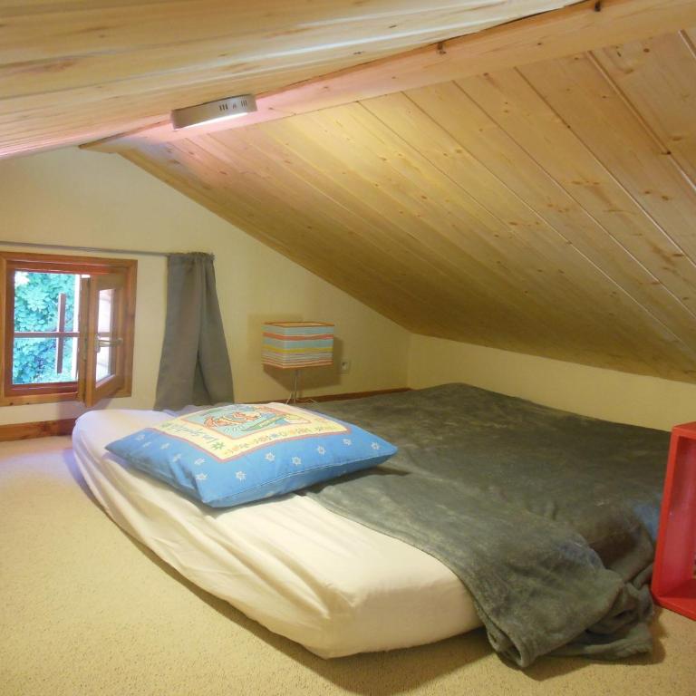 Gite 33m2, Vue Sur Le Vercors - Chambre Quadruple - Vue sur Montagnes - 9