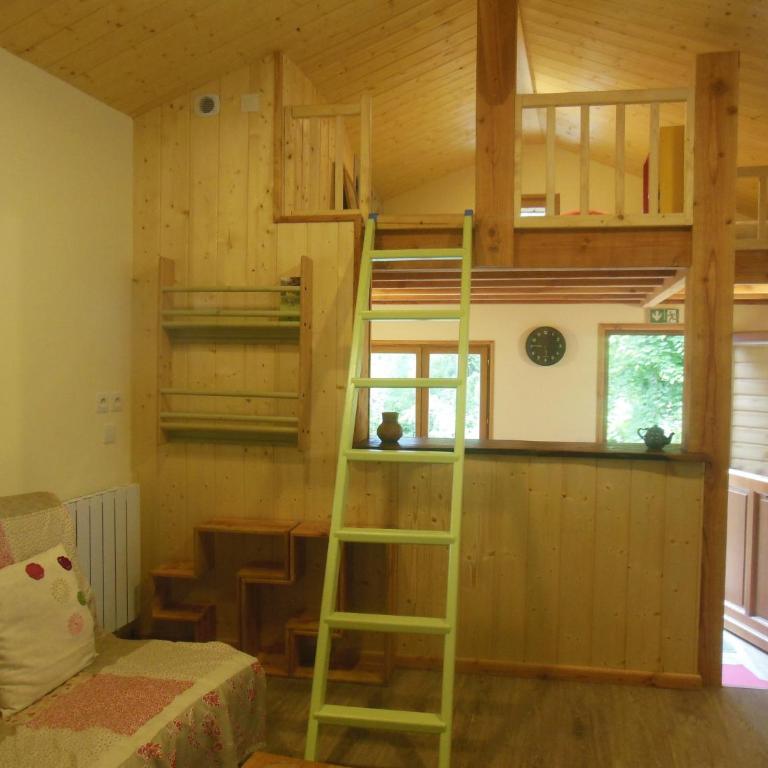 Gite 33m2, Vue Sur Le Vercors - Chambre Quadruple - Vue sur Montagnes - 4