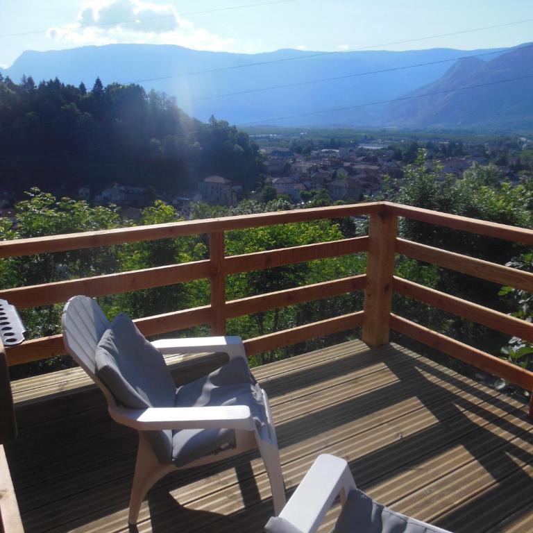 Gite 33m2, Vue Sur Le Vercors - Chambre Quadruple - Vue sur Montagnes - 6