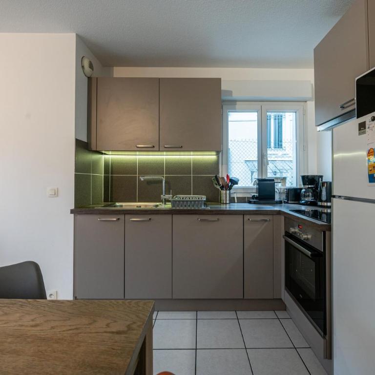 Appt Alba 6 pers plein centre - Appartement 3 Chambres Premium avec Balcon - 7