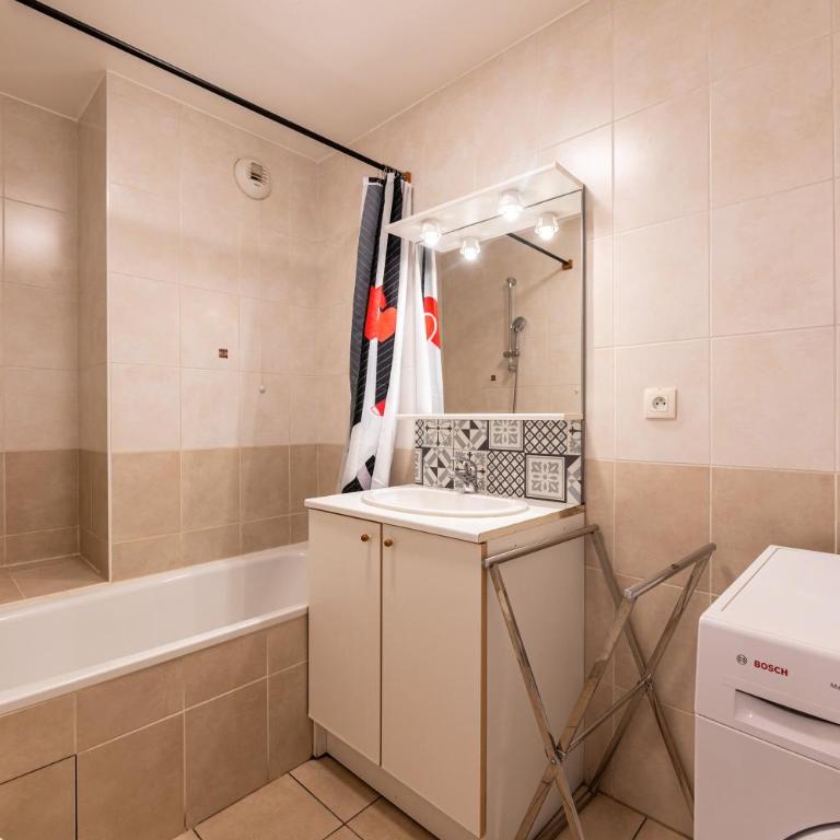 Appt Alba 6 pers plein centre - Appartement 3 Chambres Premium avec Balcon - 13