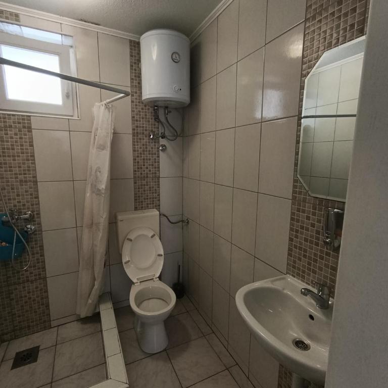 Guesthouse Flaghome - Double Room with Private Bathroom - 1