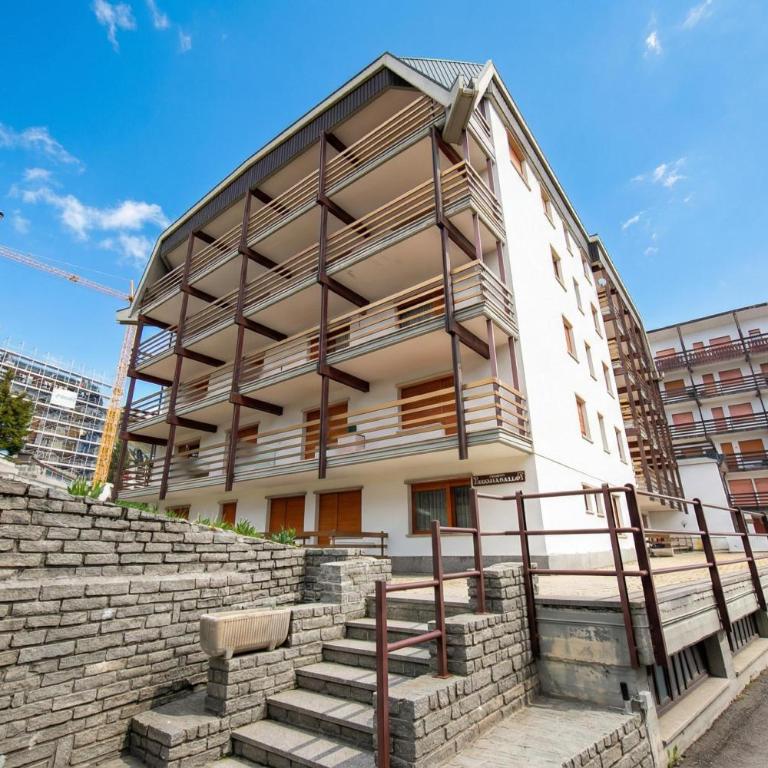 Studio Genzianella Ski In-Ski Out 100m - Happy Rentals - Monolocale con Balcone - 9