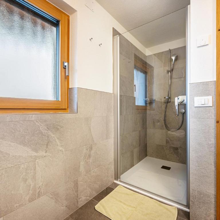 App Kronplatz Villa Colli - Appartamento Deluxe con 2 Camere da Letto e Balcone - 16
