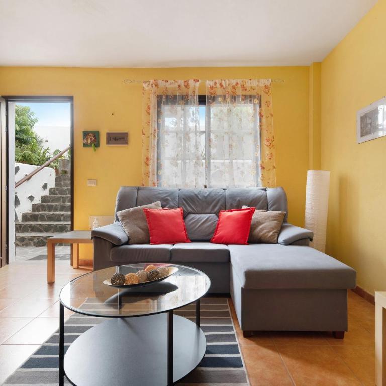 Apartamento las Viñas 1 - Apartamento Deluxe de 2 dormitorios con vistas al jardín - 1