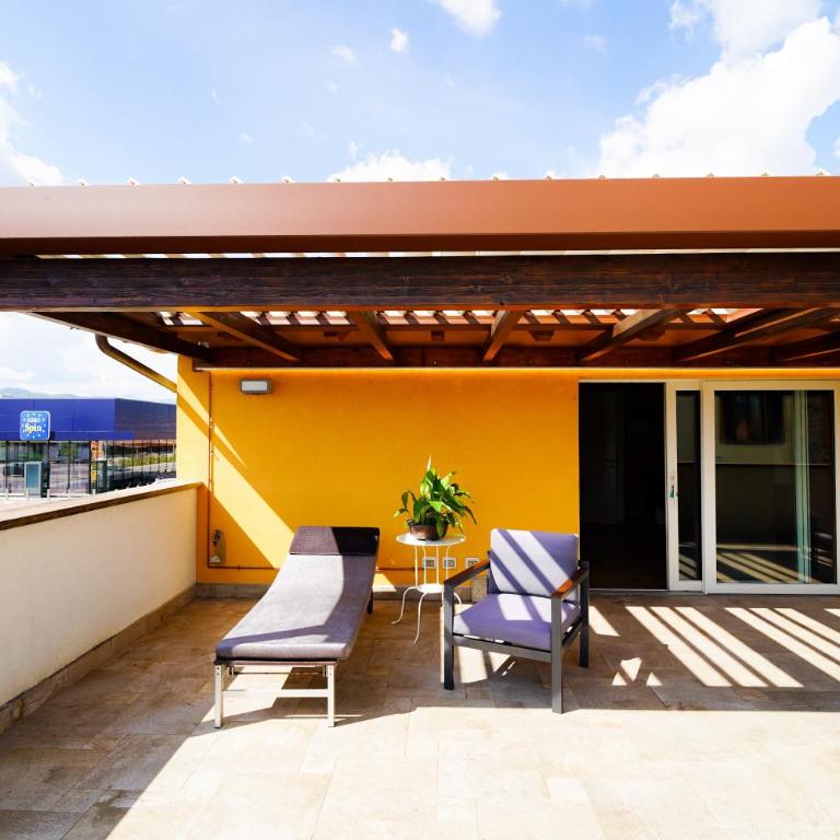 Casa Mila - Vicino Al Centro - Two-Bedroom Deluxe Apartment with Balcony - 6