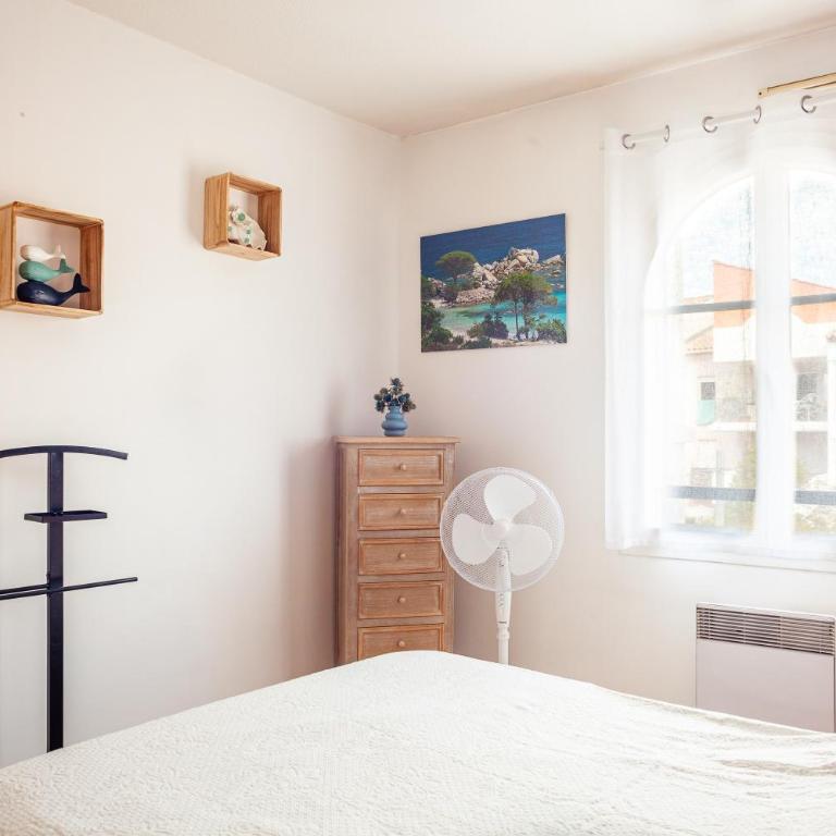 Appartement T2 entièrement rénové - Appartement 1 Chambre Supérieur avec Balcon - 15