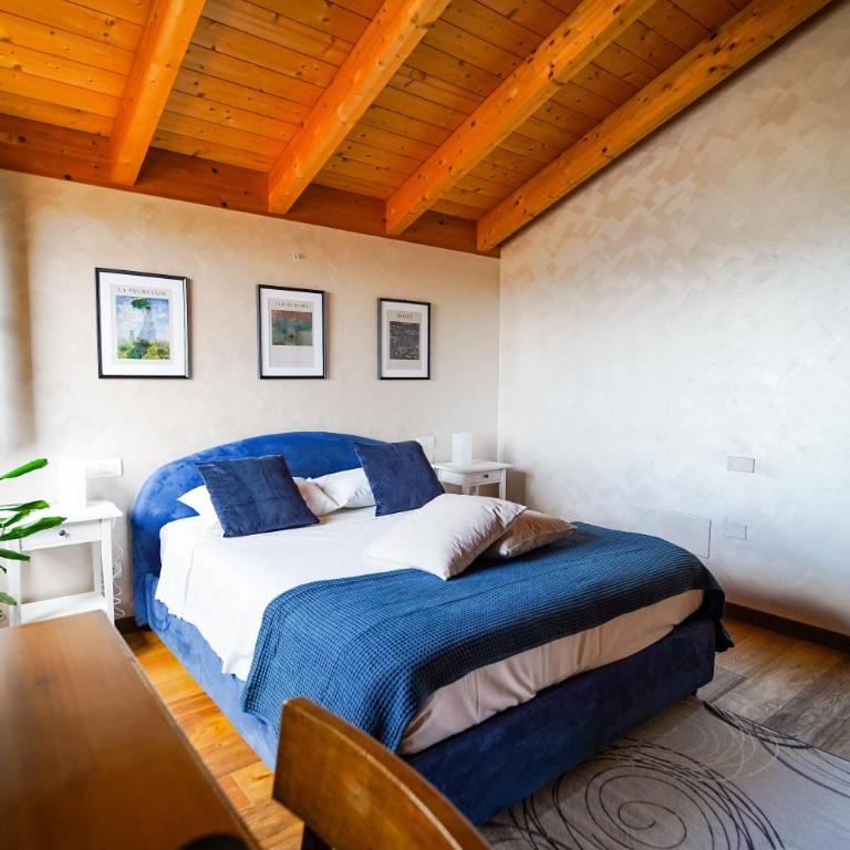 Casa Mila - Vicino Al Centro - Two-Bedroom Deluxe Apartment with Balcony - 8